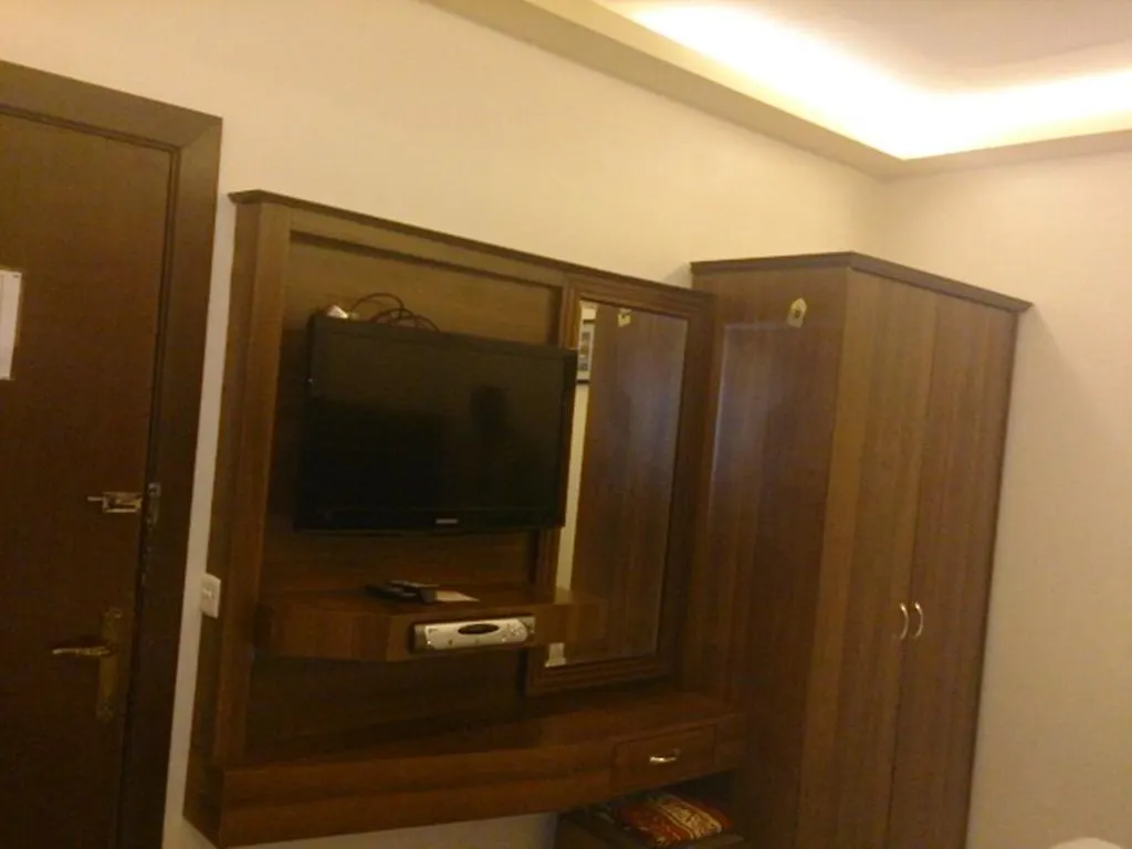 Roseline Hotel Suites Riyadh